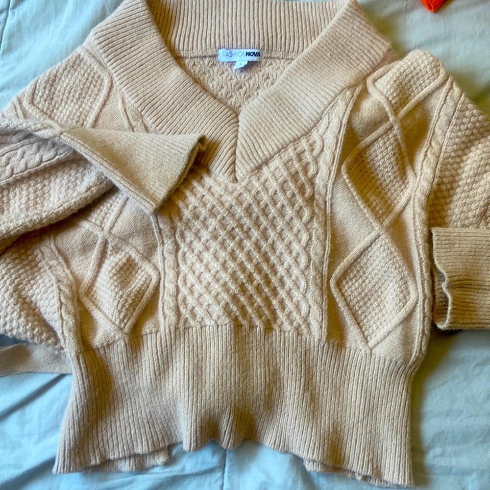Fashion nova sweater
